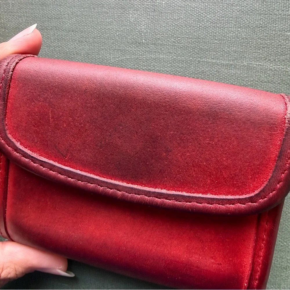 COACH Multifunction Purse #7219 Red Leather Vintage 1990s Minimalist Coin Wallet - Picture 12 of 16